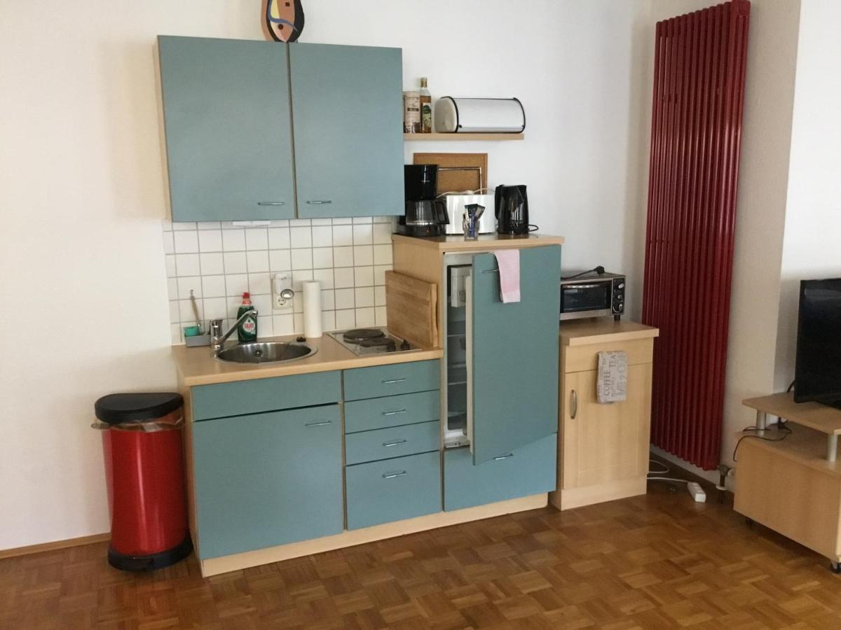Apartmenthaus Zentrum Komfort Apartments Mit Minikuchen Verschiedener Grossen Кассель Екстер'єр фото