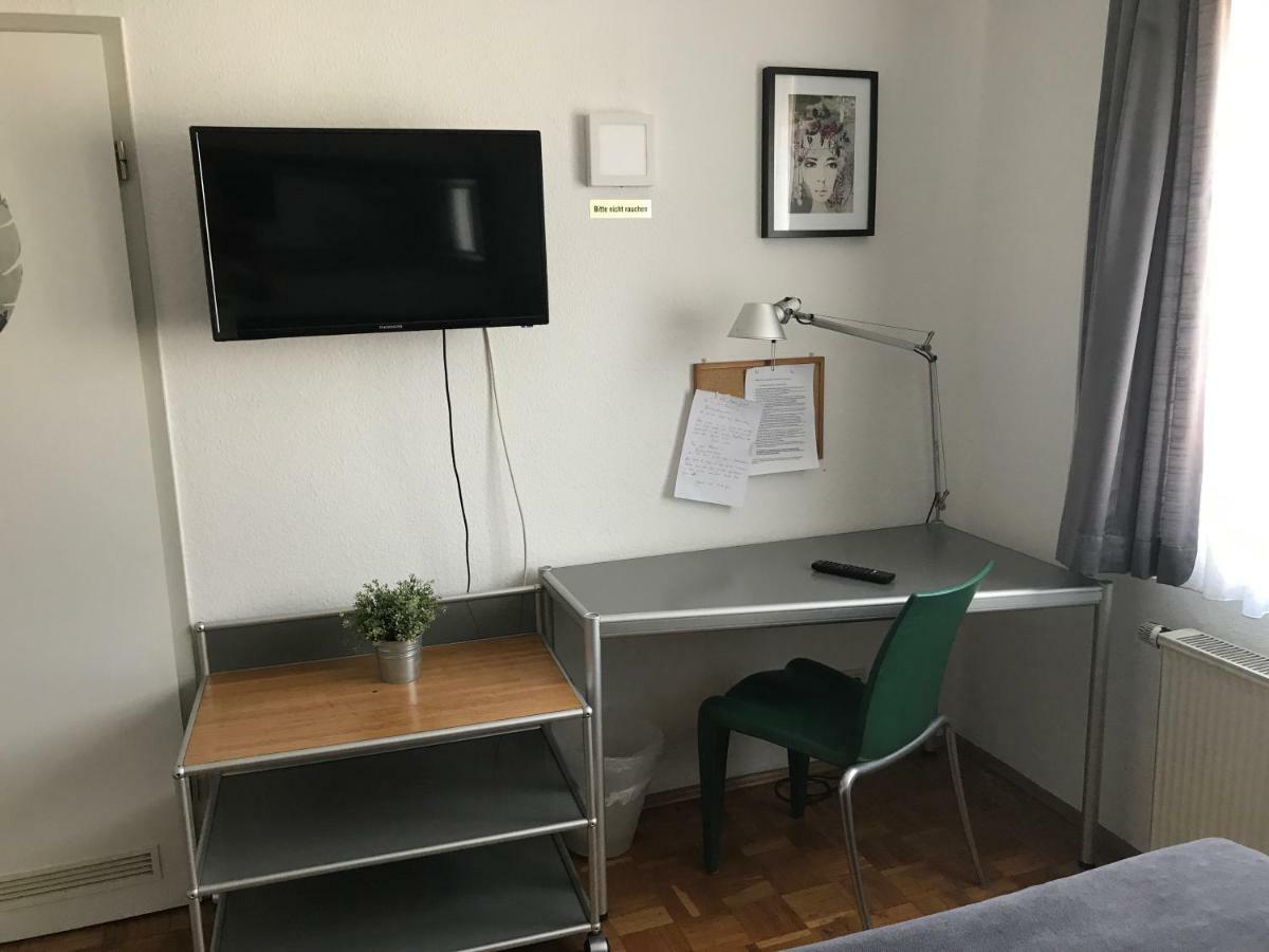 Apartmenthaus Zentrum Komfort Apartments Mit Minikuchen Verschiedener Grossen Кассель Екстер'єр фото