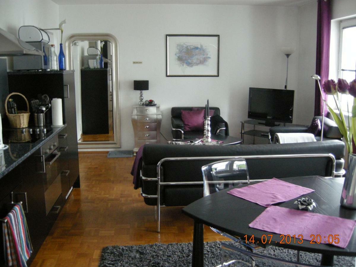 Apartmenthaus Zentrum Komfort Apartments Mit Minikuchen Verschiedener Grossen Кассель Екстер'єр фото