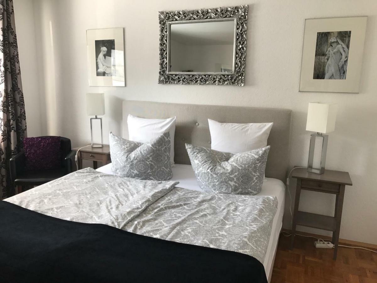 Apartmenthaus Zentrum Komfort Apartments Mit Minikuchen Verschiedener Grossen Кассель Екстер'єр фото