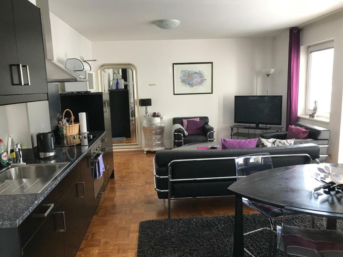 Apartmenthaus Zentrum Komfort Apartments Mit Minikuchen Verschiedener Grossen Кассель Екстер'єр фото
