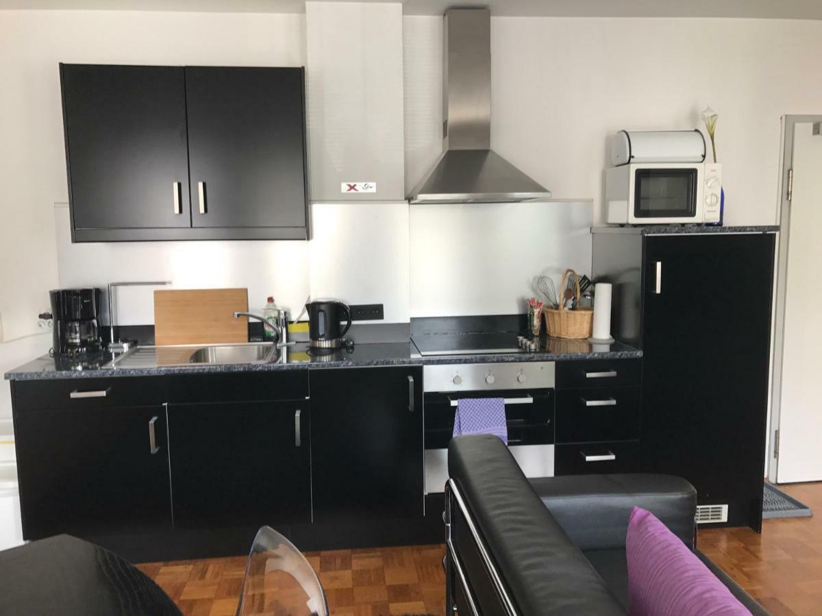 Apartmenthaus Zentrum Komfort Apartments Mit Minikuchen Verschiedener Grossen Кассель Екстер'єр фото